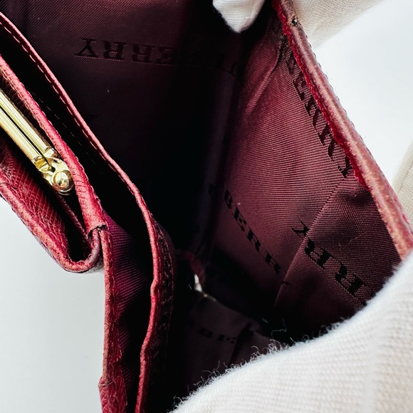 Burberry Nova Check Wallet - Picture 8 of 12